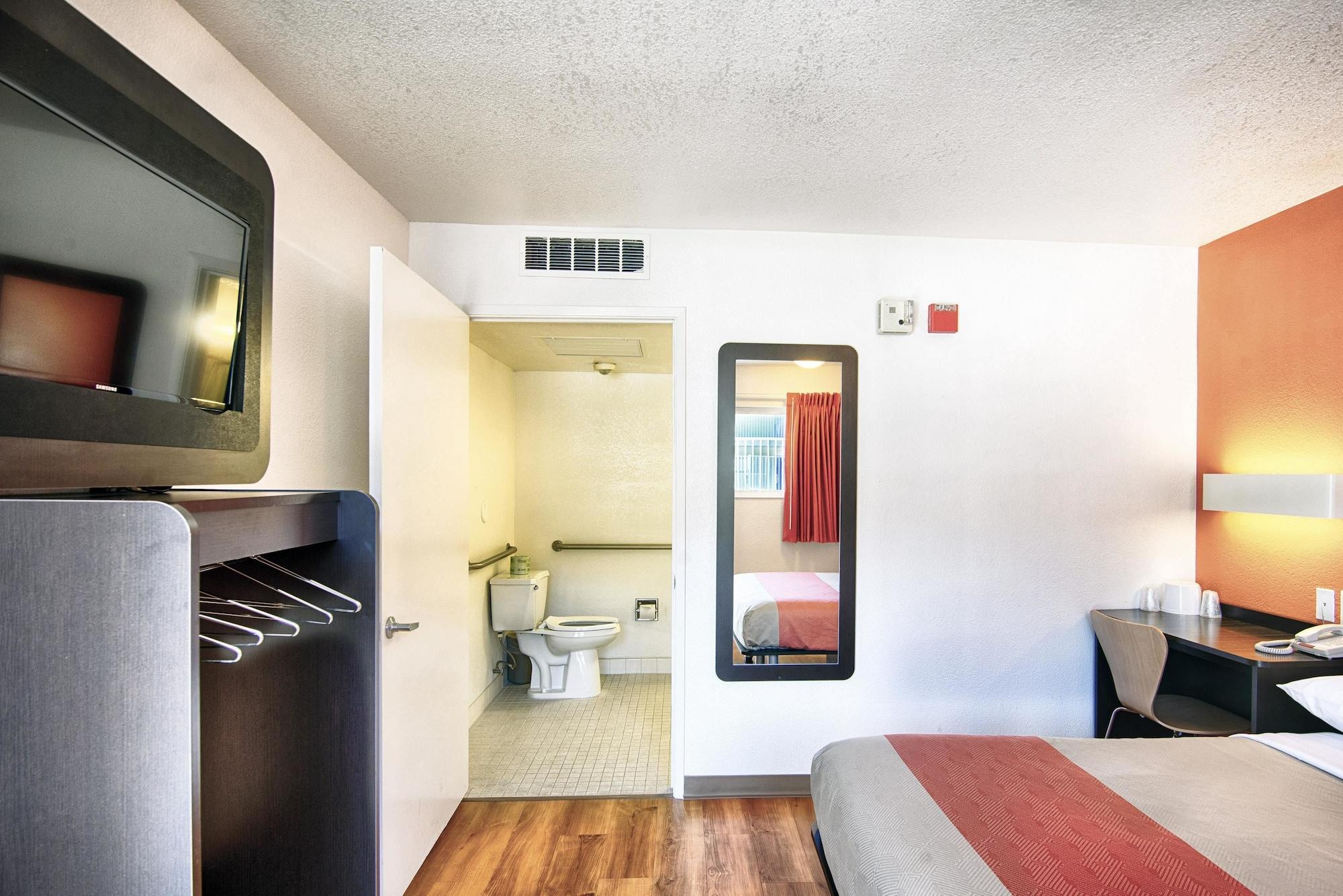 Motel 6-Mammoth Lakes, Ca Bagian luar foto