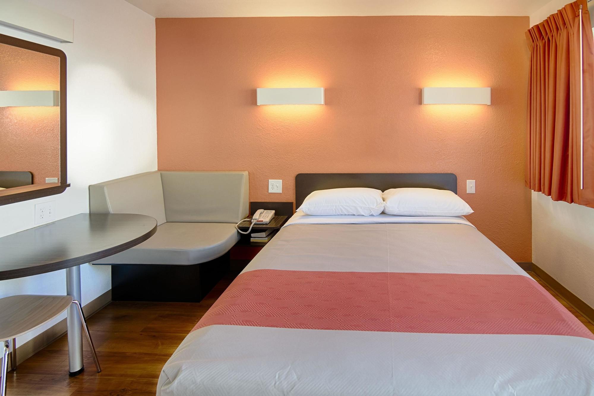 Motel 6-Mammoth Lakes, Ca Bagian luar foto