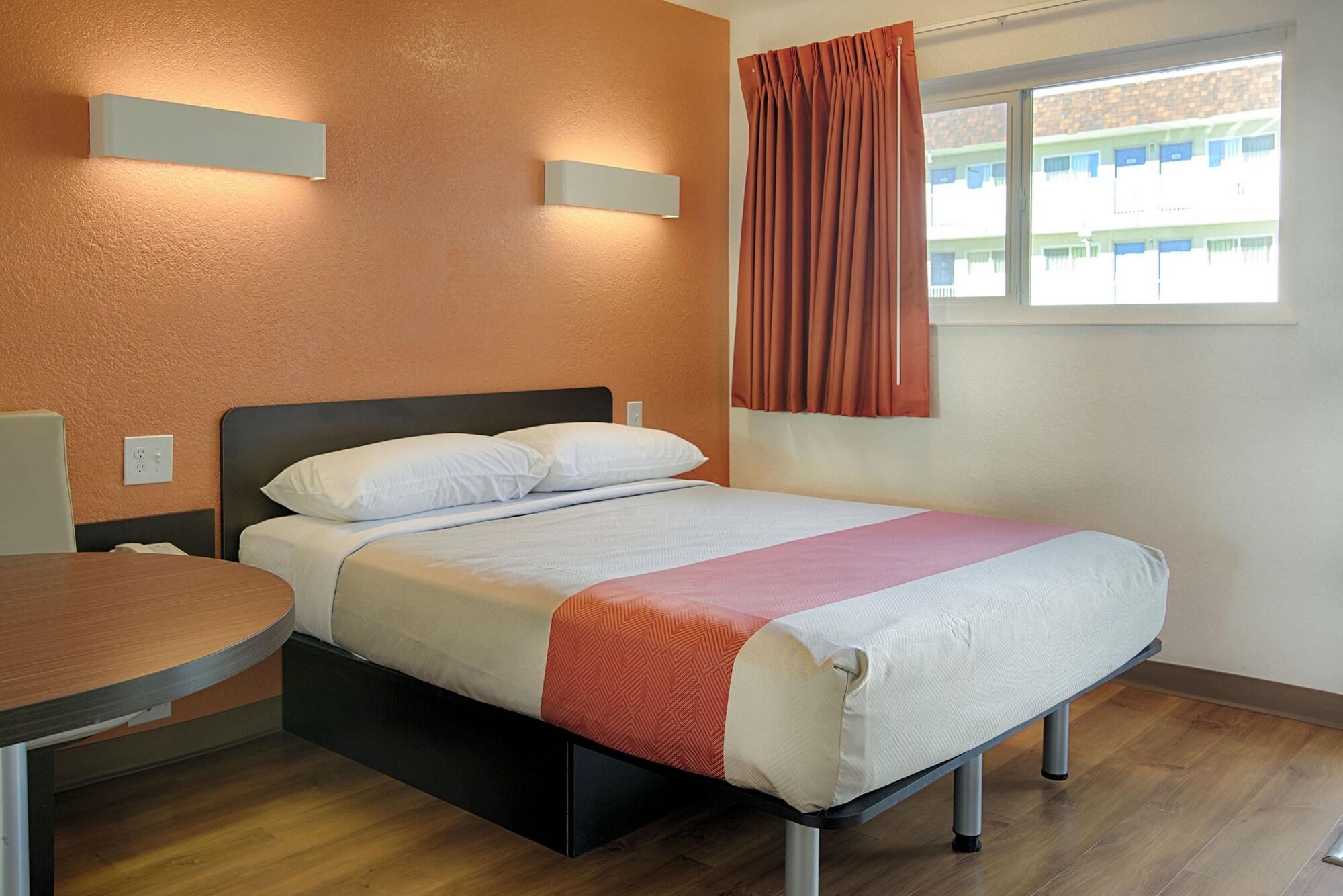 Motel 6-Mammoth Lakes, Ca Bagian luar foto