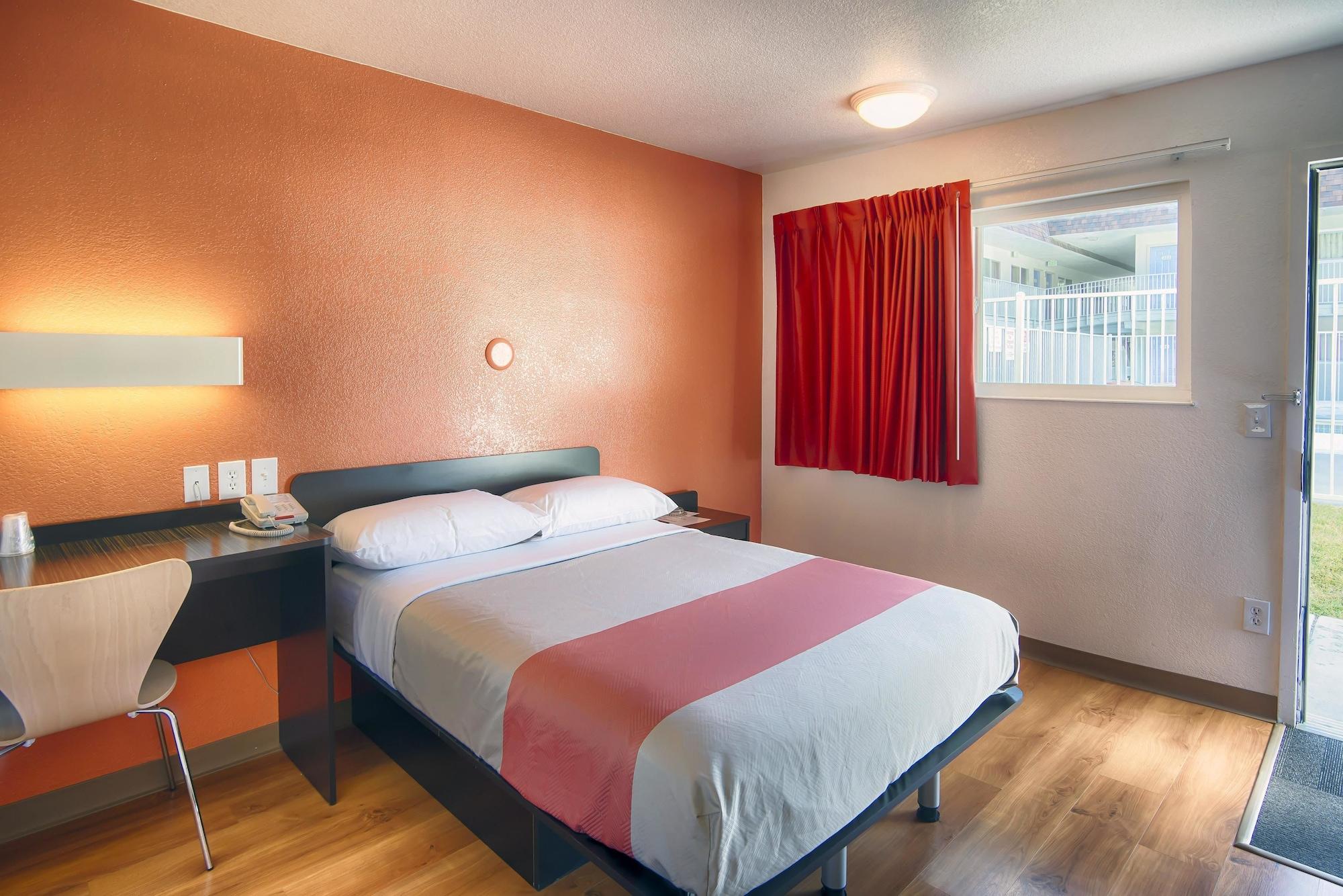 Motel 6-Mammoth Lakes, Ca Bagian luar foto