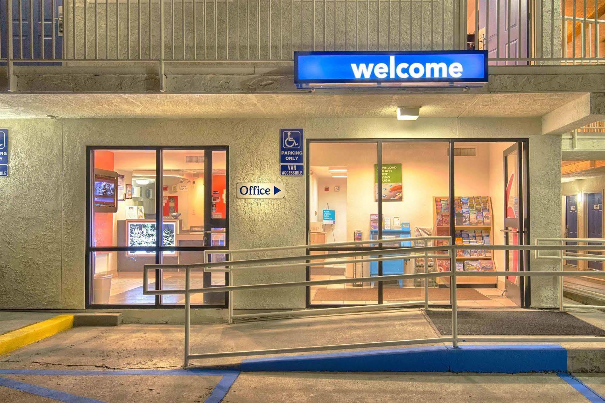 Motel 6-Mammoth Lakes, Ca Bagian luar foto
