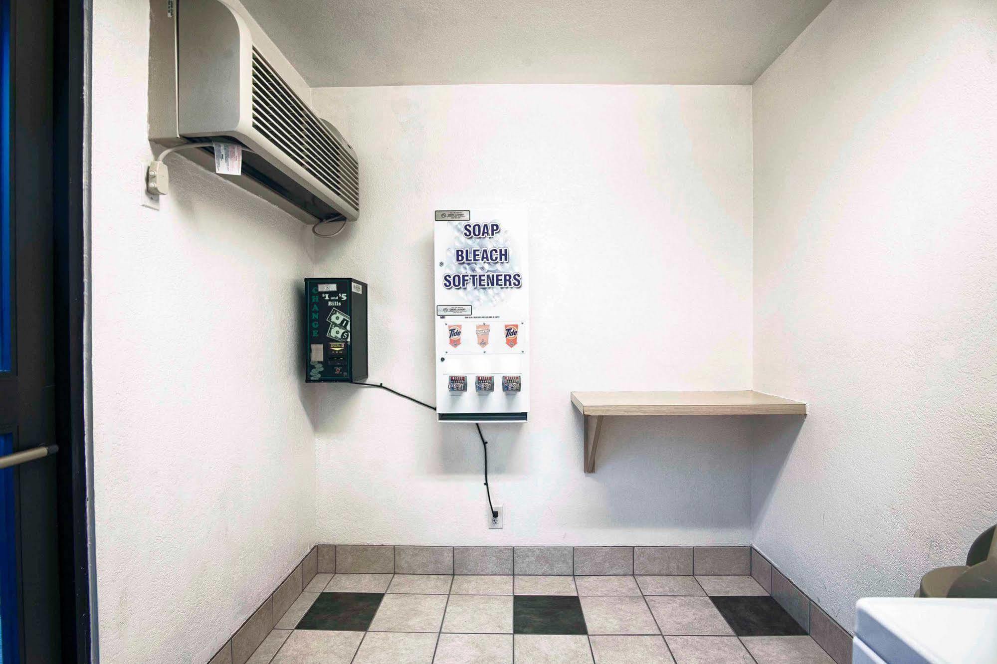 Motel 6-Mammoth Lakes, Ca Bagian luar foto