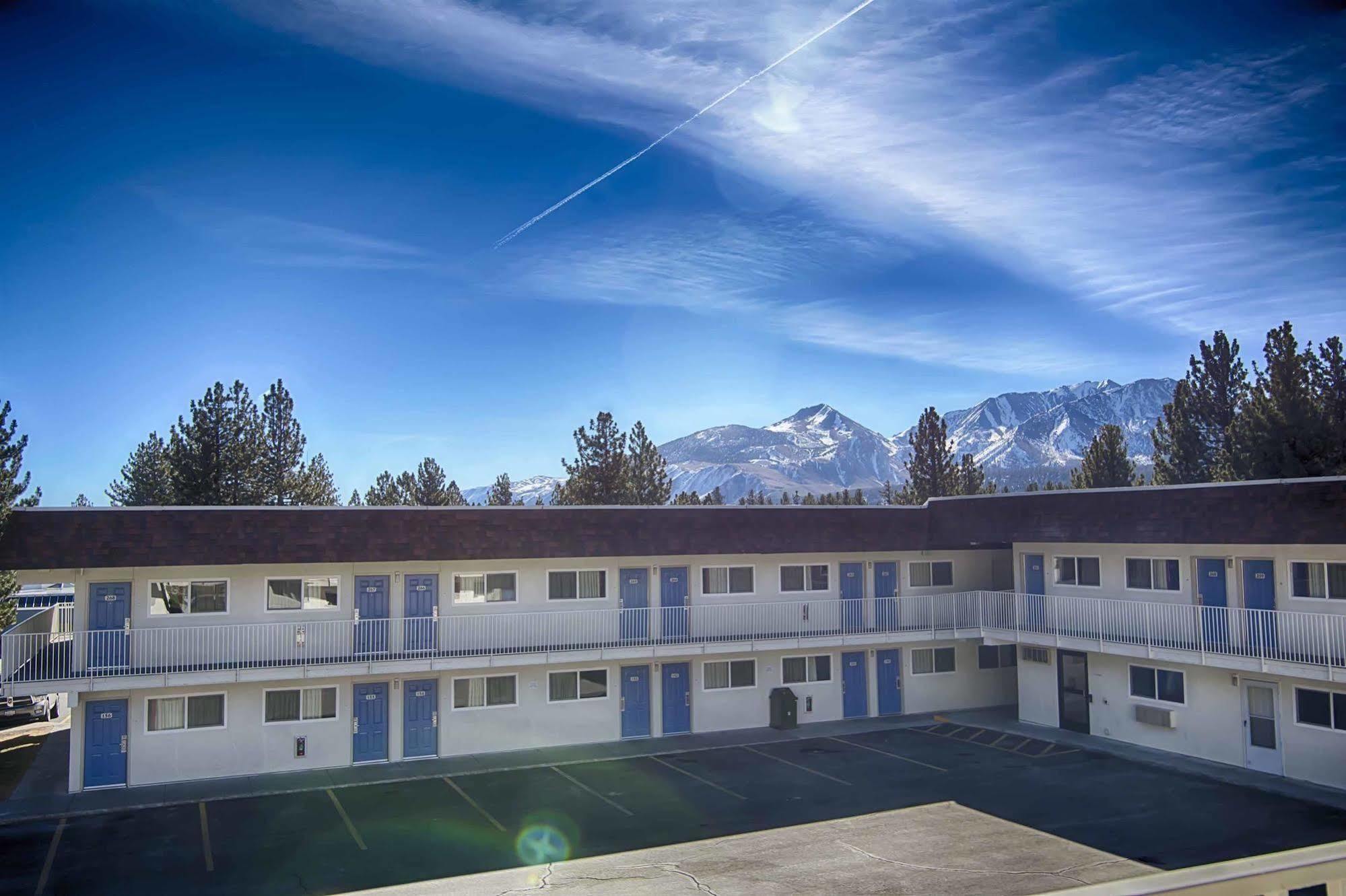 Motel 6-Mammoth Lakes, Ca Bagian luar foto