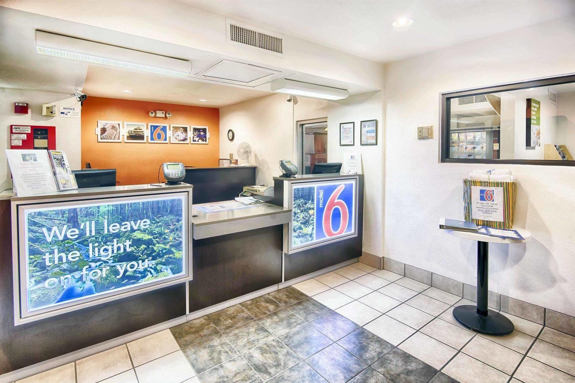 Motel 6-Mammoth Lakes, Ca Bagian luar foto