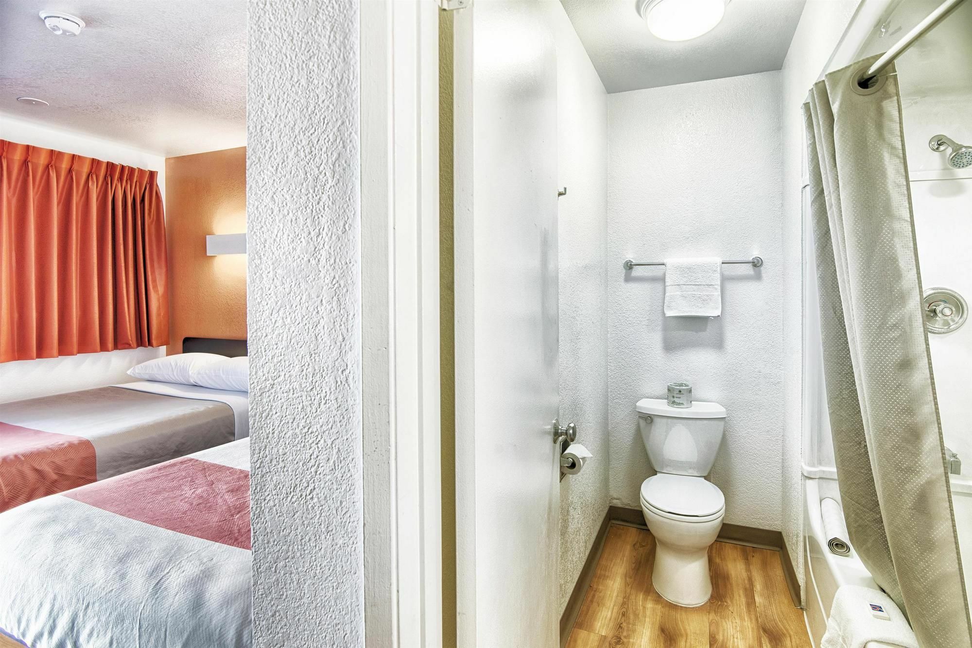 Motel 6-Mammoth Lakes, Ca Bagian luar foto